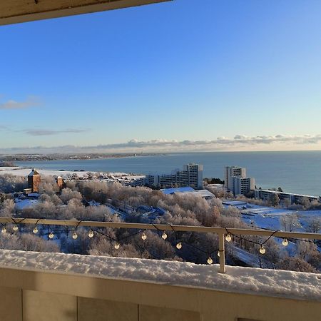 Wohnung Mit Traumhaftem Meerblick Und Schwimmbad Sierksdorf Exteriör bild