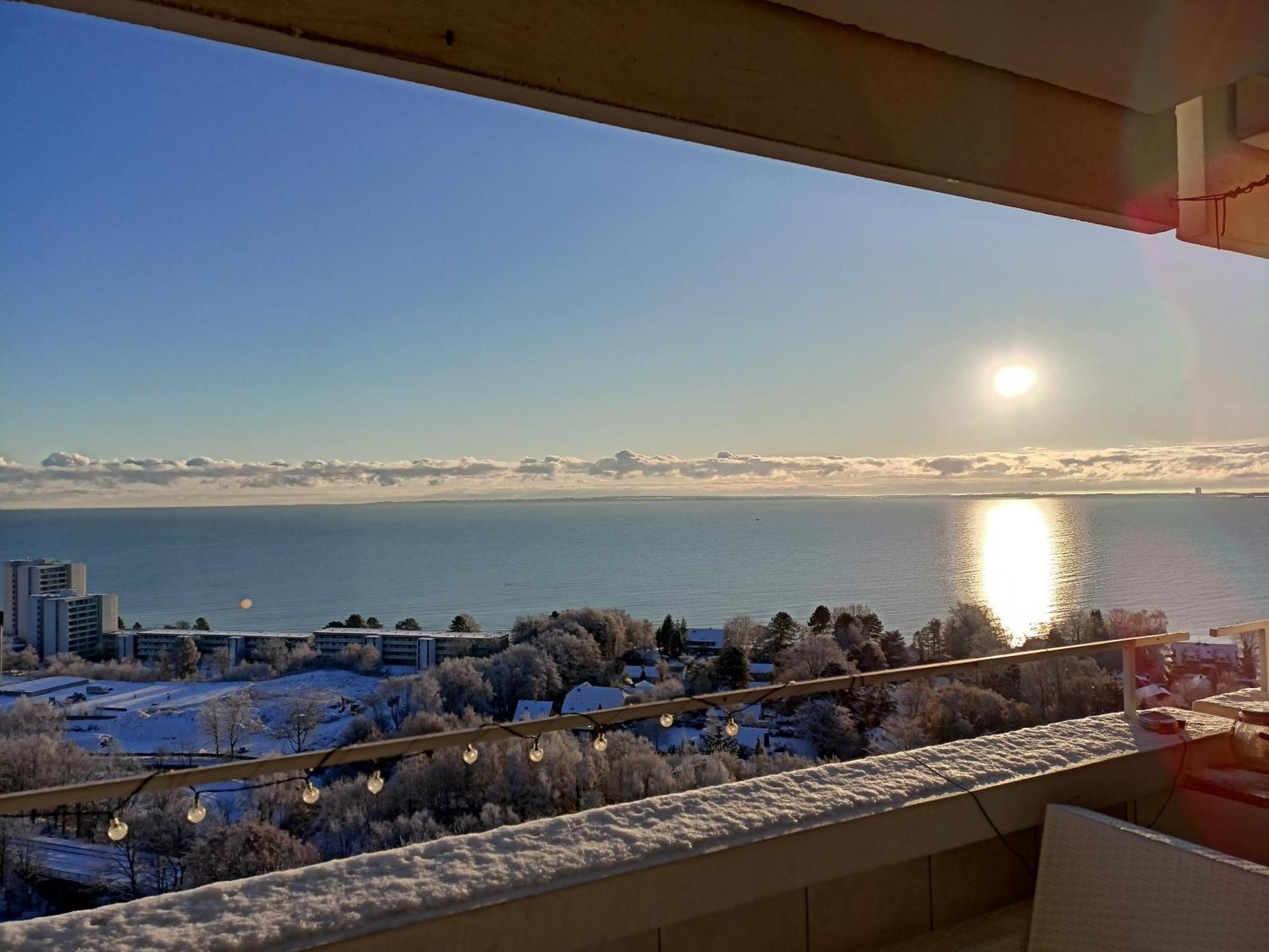 Wohnung Mit Traumhaftem Meerblick Und Schwimmbad Sierksdorf Exteriör bild