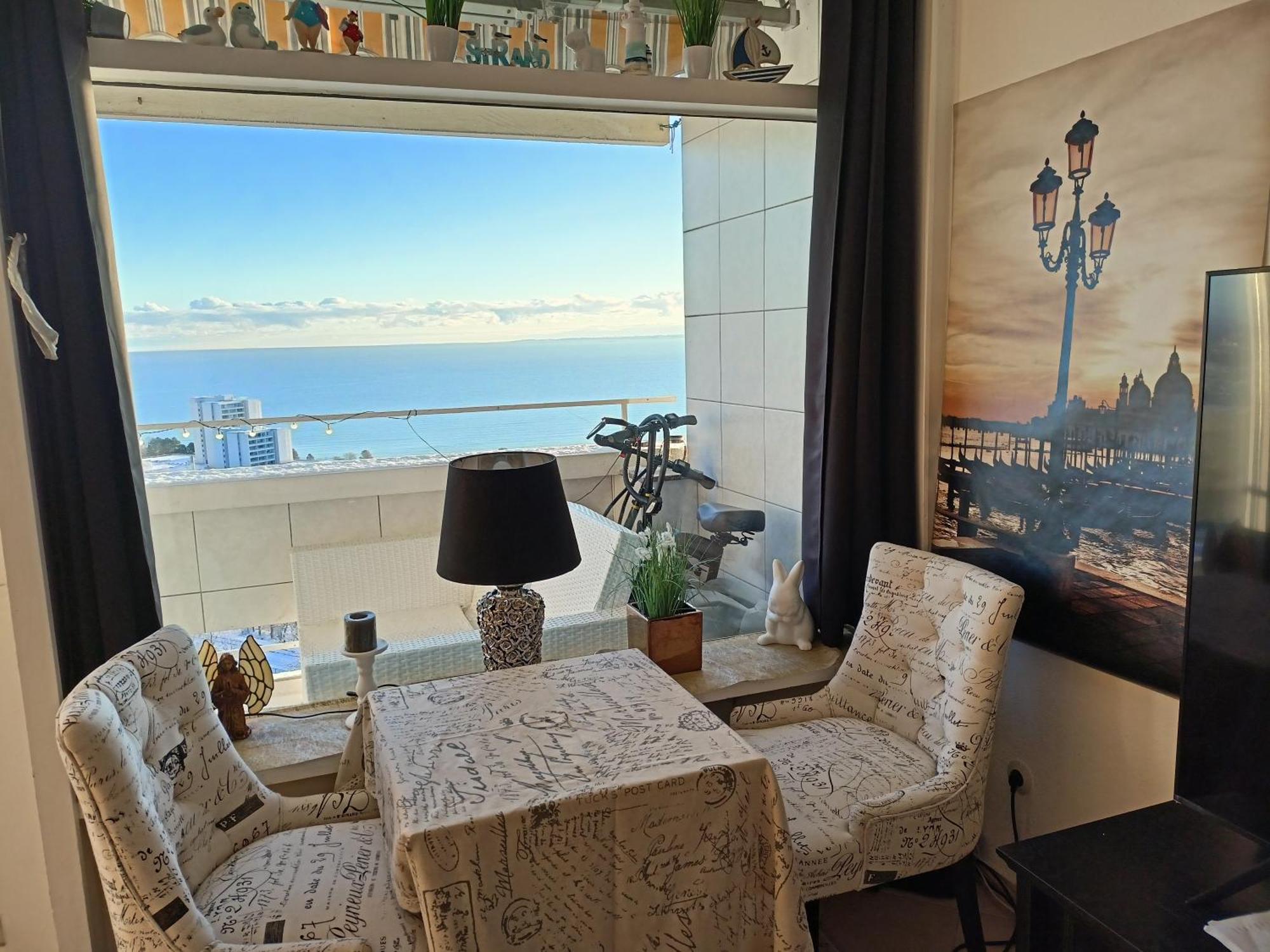 Wohnung Mit Traumhaftem Meerblick Und Schwimmbad Sierksdorf Exteriör bild